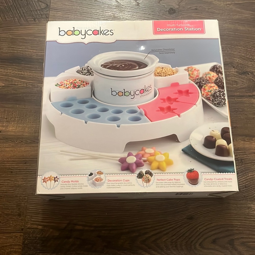 Baby cakes decoration station
